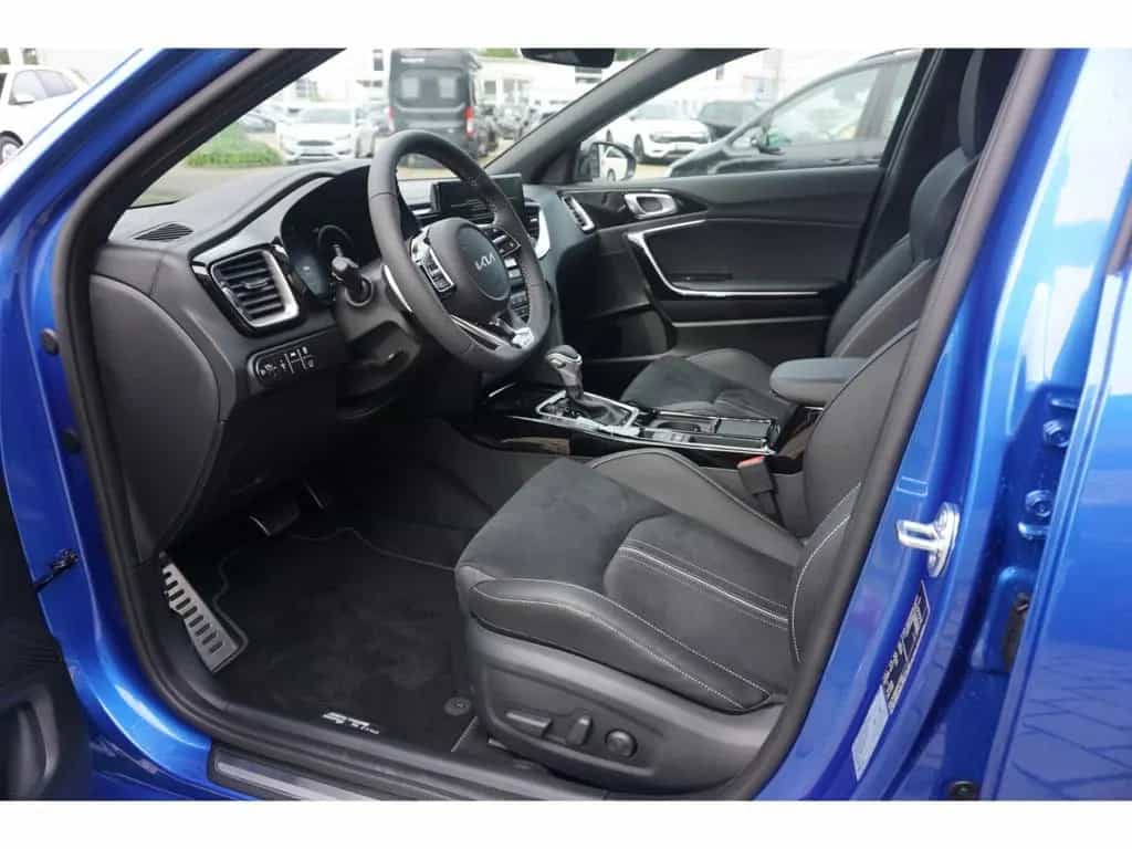 Kia Ceed_sw 1.5T 140 GT Line DCT7 AHK Navi Techn. AC 02/2026-photo-15