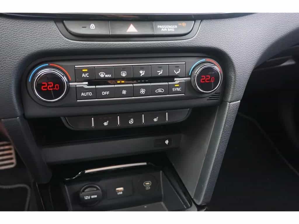 Kia Ceed_sw 1.5T 140 GT Line DCT7 AHK Navi Techn. AC 02/2026-photo-21