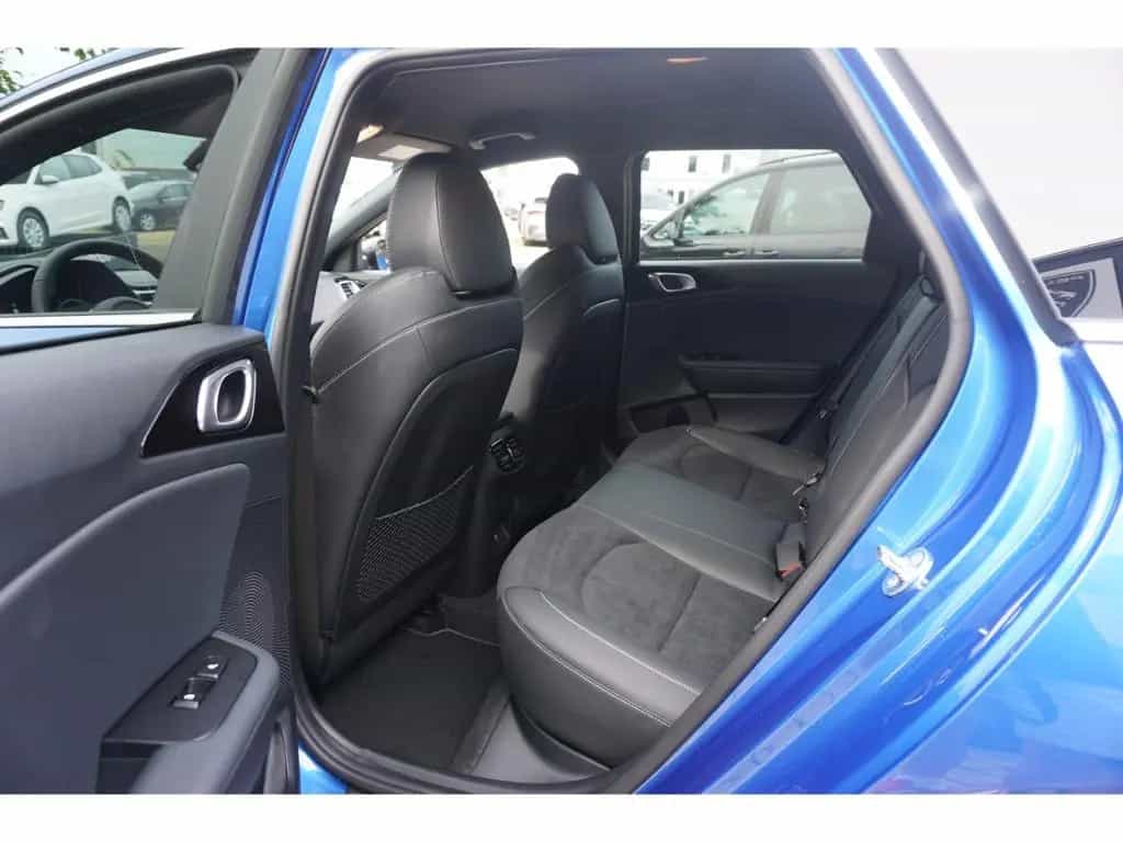 Kia Ceed_sw 1.5T 140 GT Line DCT7 AHK Navi Techn. AC 02/2026-photo-23