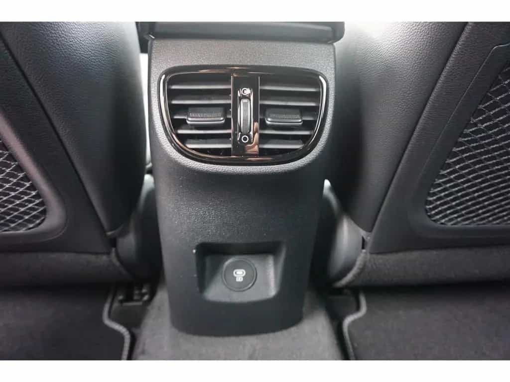 Kia Ceed_sw 1.5T 140 GT Line DCT7 AHK Navi Techn. AC 02/2026-photo-24