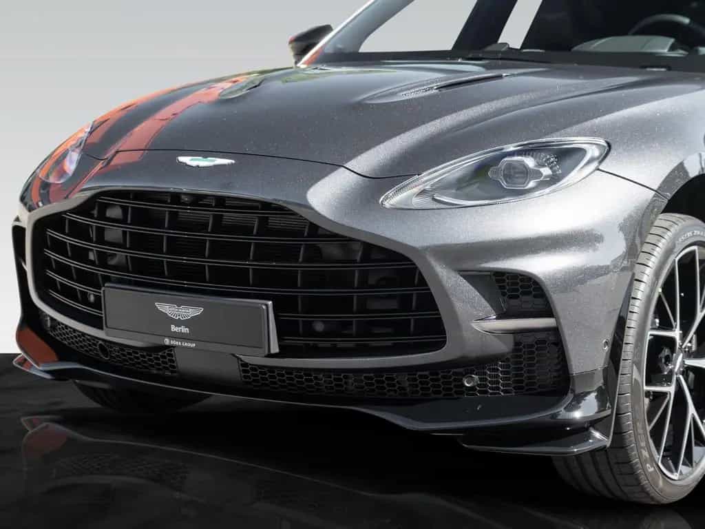 Aston Martin DBX 707 | Remote Heat | Signature Paint 01/2025-photo-5