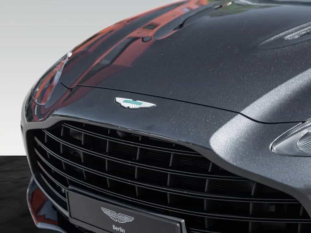 Aston Martin DBX 707 | Remote Heat | Signature Paint 01/2025-photo-6