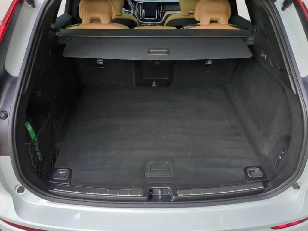 Volvo XC60 B6 AWD Inscription *Luft*SH*Pano*Nappa* 02/2022-photo-8