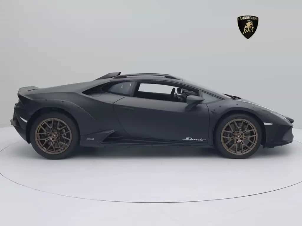Lamborghini Huracán Sterrato 1 di 1499 I Lamborghini Hamburg 06/2025-photo-1
