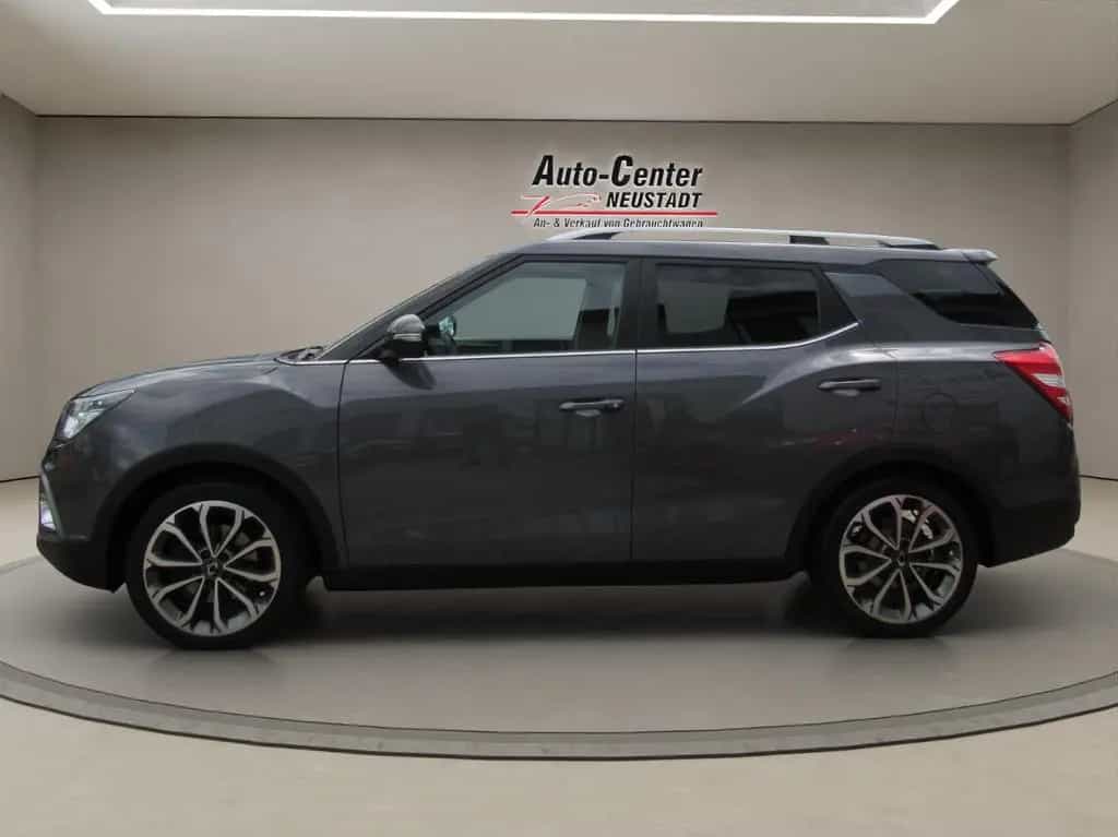 Ssangyong Tivoli 1.6 e-XGi 160 SAPPHIRE 2WD, NAVI, AHK.. 08/2018-photo-5