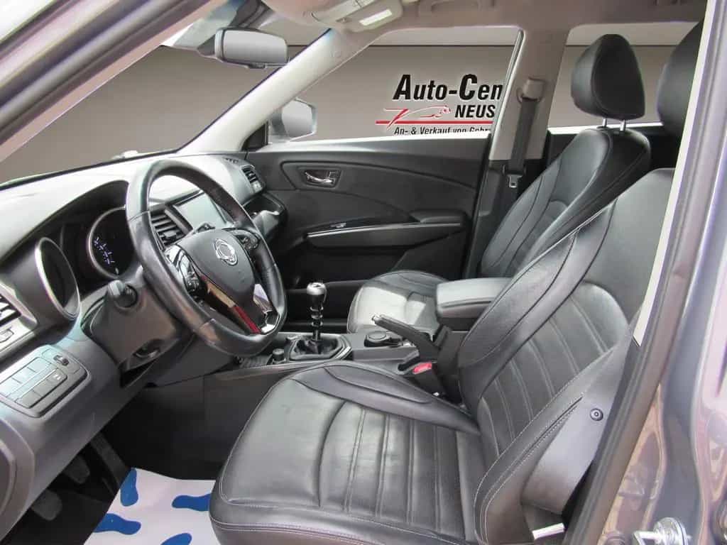 Ssangyong Tivoli 1.6 e-XGi 160 SAPPHIRE 2WD, NAVI, AHK.. 08/2018-photo-9