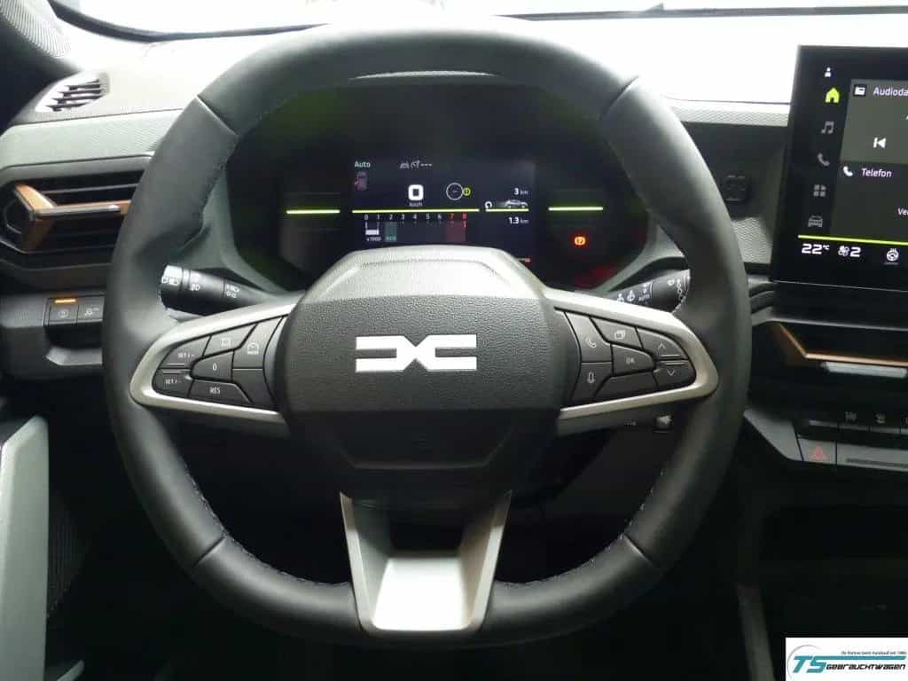 Dacia Duster 1.2 TCe 4x4 Extreme+360Cam+LED+Keyless 06/2025-photo-15