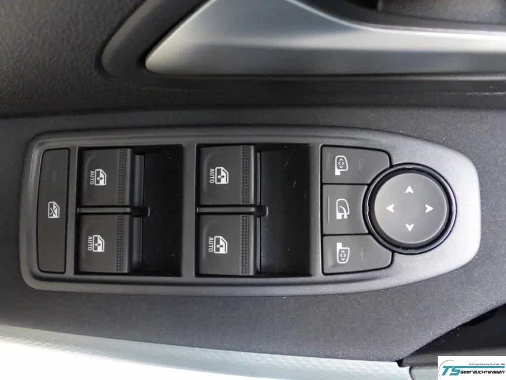 Dacia Duster 1.2 TCe 4x4 Extreme+360Cam+LED+Keyless 06/2025-photo-20