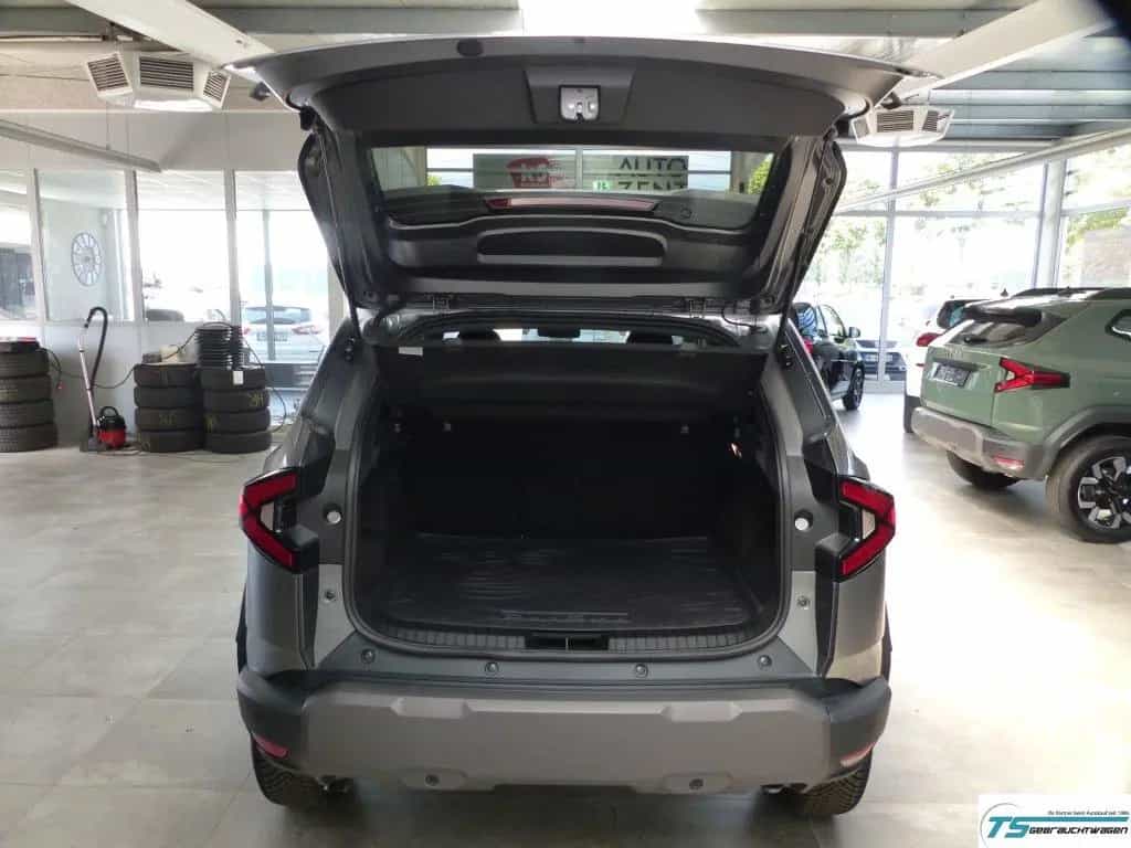 Dacia Duster 1.2 TCe 4x4 Extreme+360Cam+LED+Keyless 06/2025-photo-22