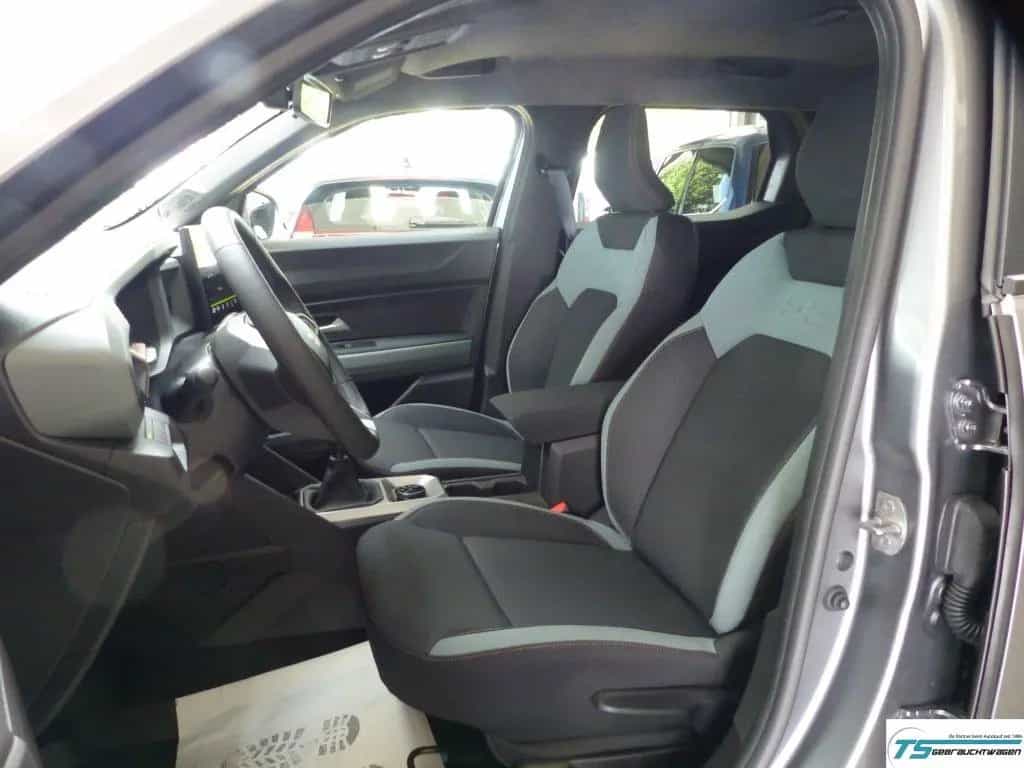 Dacia Duster 1.2 TCe 4x4 Extreme+360Cam+LED+Keyless 06/2025-photo-5