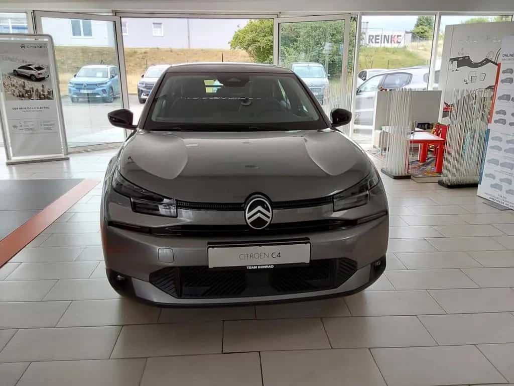 Citroën C4 1.2 EU6e PureTech 130 S&S EAT8 Plus 07/2025-photo-1