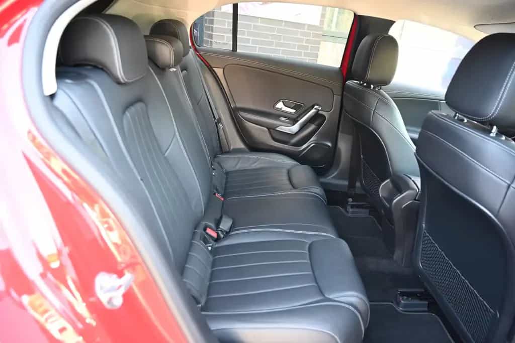 Mercedes-Benz A 250 Progressive Leder Navi LED PDC Tempomat 07/2018-photo-13
