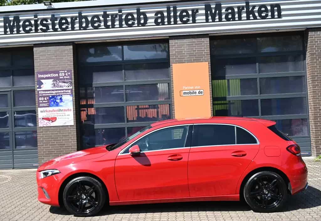 Mercedes-Benz A 250 Progressive Leder Navi LED PDC Tempomat 07/2018-photo-3