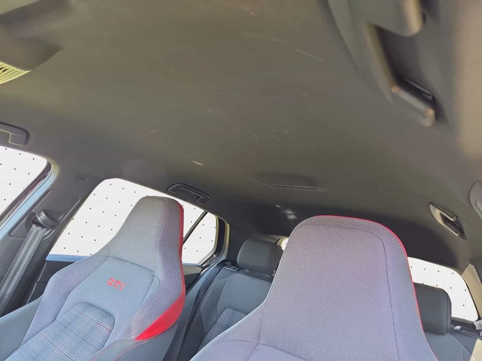 Volkswagen Golf GTI *BLACKSTYLE*19ZOLL*PANO*AHK*KEYLESS*APP 11/2023-photo-12