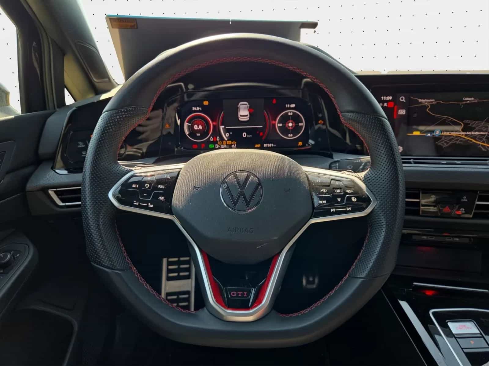 Volkswagen Golf GTI *BLACKSTYLE*19ZOLL*PANO*AHK*KEYLESS*APP 11/2023-photo-9