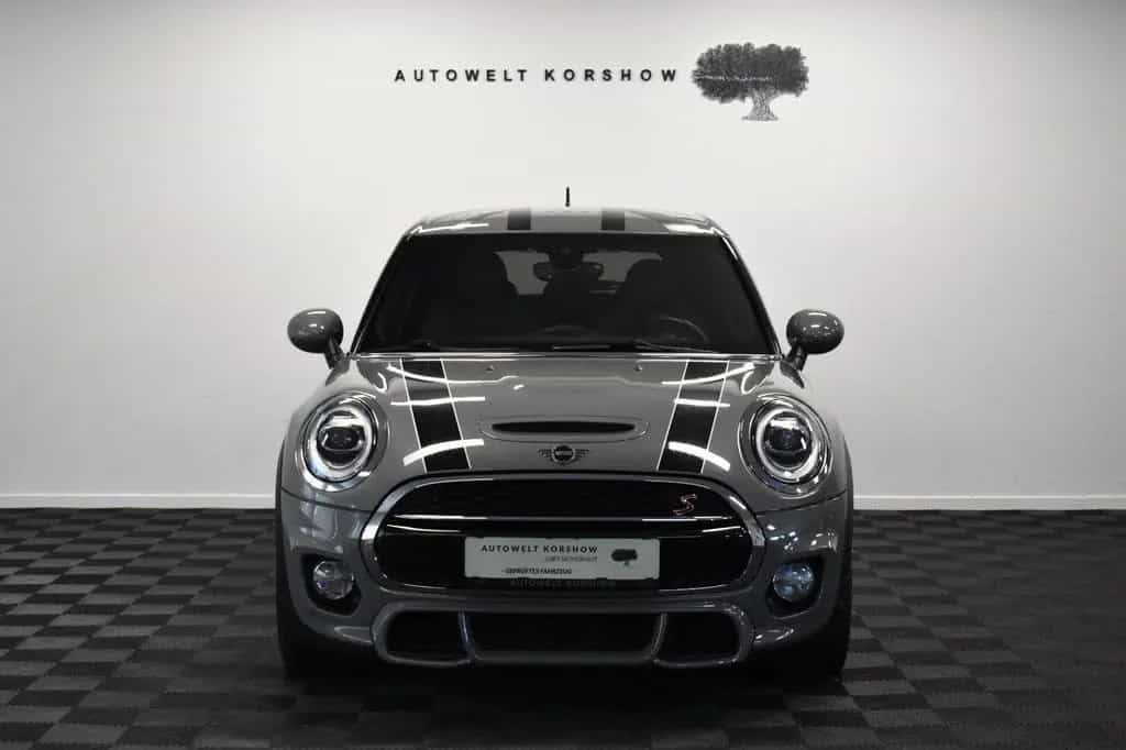 MINI Cooper _S JCW *LED *KAMERA *ACC *SHZ *KEYLESS *KA 02/2019-photo-1