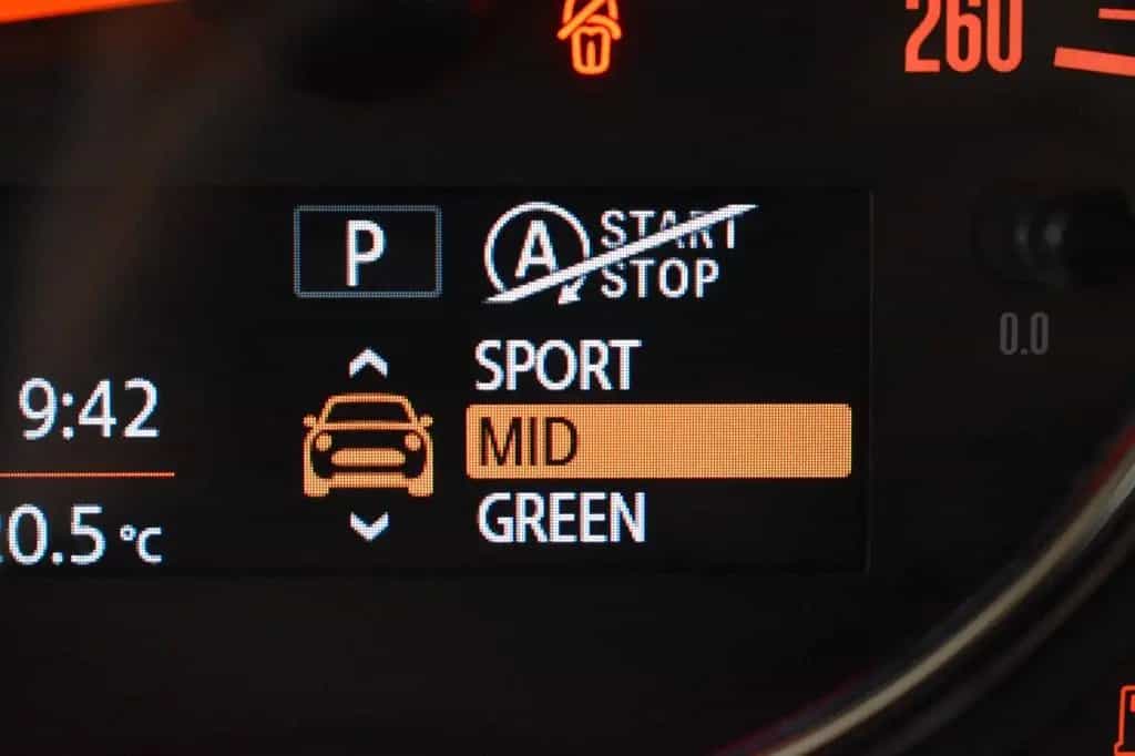 MINI Cooper _S JCW *LED *KAMERA *ACC *SHZ *KEYLESS *KA 02/2019-photo-20