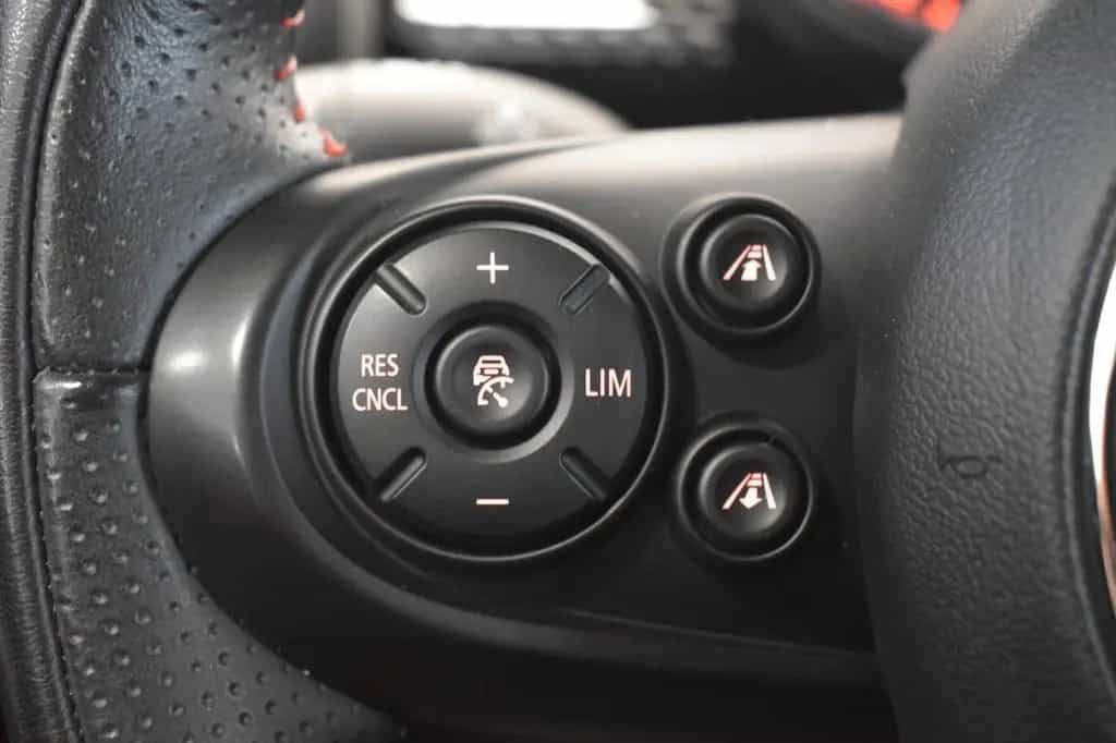 MINI Cooper _S JCW *LED *KAMERA *ACC *SHZ *KEYLESS *KA 02/2019-photo-21