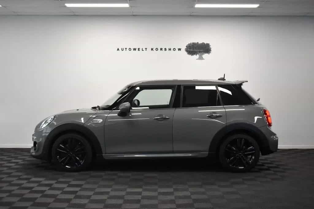 MINI Cooper _S JCW *LED *KAMERA *ACC *SHZ *KEYLESS *KA 02/2019-photo-6