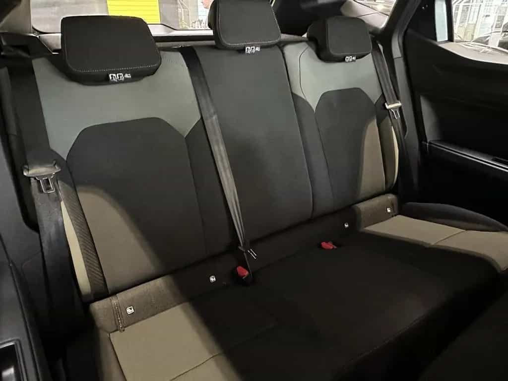 Dacia Duster Extreme TCe 130 04/2025-photo-14