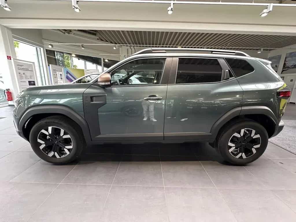 Dacia Duster Extreme TCe 130 04/2025-photo-25