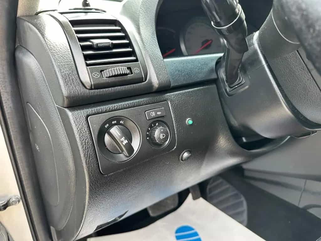 Ssangyong REXTON W Sapphire 4WD/Automatik/Leder/AHK 2.6T 07/2015-photo-16