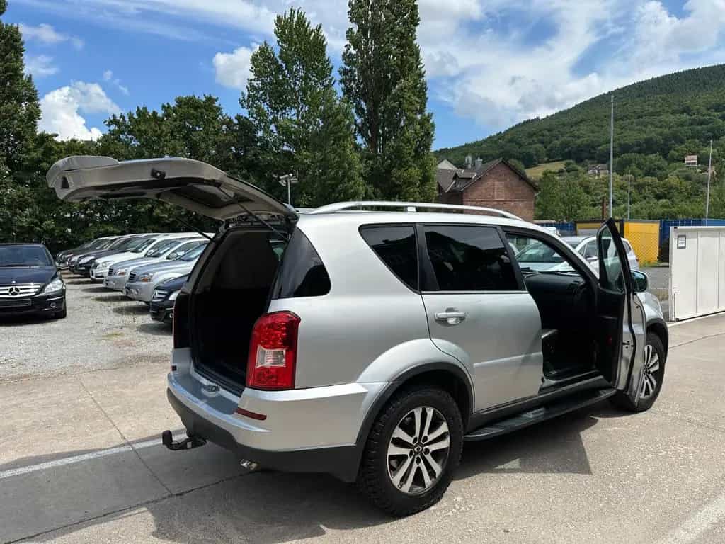 Ssangyong REXTON W Sapphire 4WD/Automatik/Leder/AHK 2.6T 07/2015-photo-7