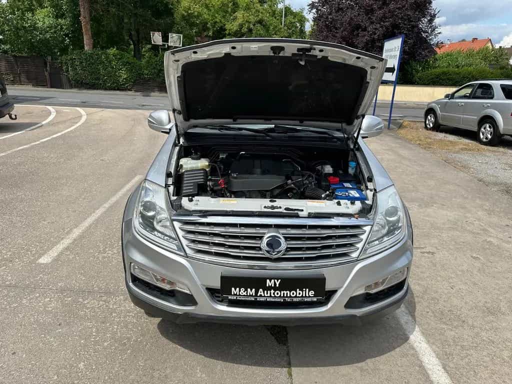 Ssangyong REXTON W Sapphire 4WD/Automatik/Leder/AHK 2.6T 07/2015-photo-9