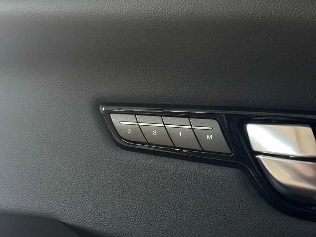 Land Rover Range Rover Rover Evoque Dynamic *Faceliftmod*AppleCar 01/2018-photo-35