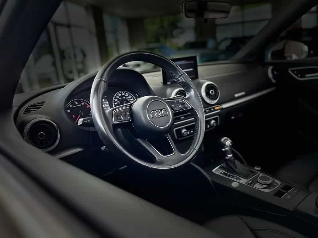 Audi A3 2.0 TFSI Automatik/Leder/Kamera/Apple Car 07/2017-photo-13