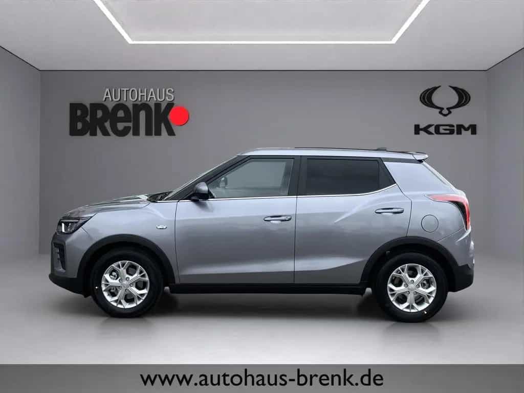 KGM Tivoli Nomad 1.5 2WD *LED/SHZ/RFK/APP/PDC* null-photo-2
