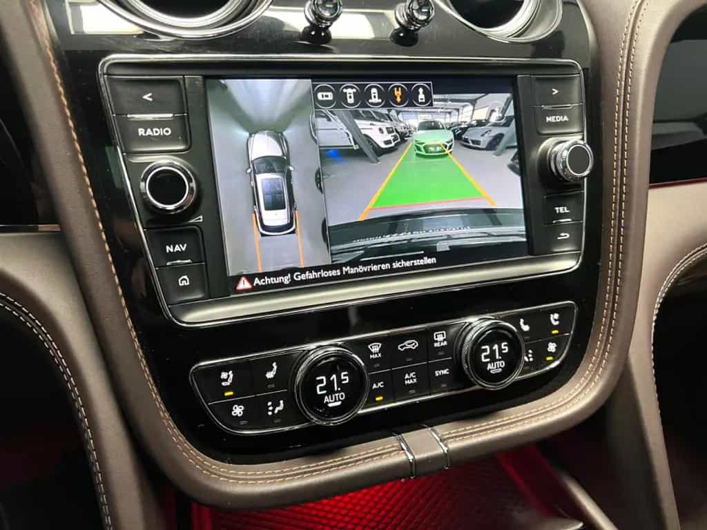 Bentley Bentayga 4.0 V8 DIESEL BLACK MULLINER 2xDVD-TV 02/2018-photo-10