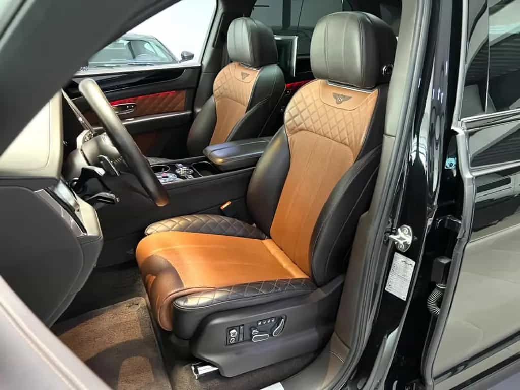 Bentley Bentayga 4.0 V8 DIESEL BLACK MULLINER 2xDVD-TV 02/2018-photo-15