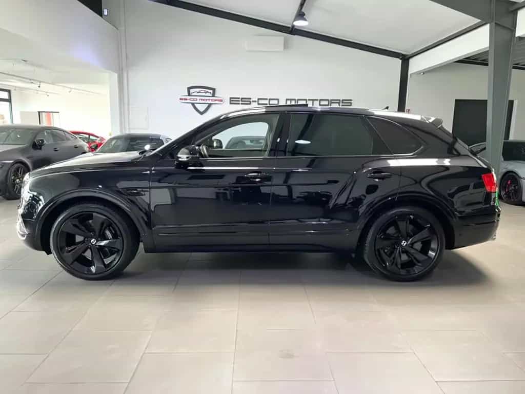 Bentley Bentayga 4.0 V8 DIESEL BLACK MULLINER 2xDVD-TV 02/2018-photo-2