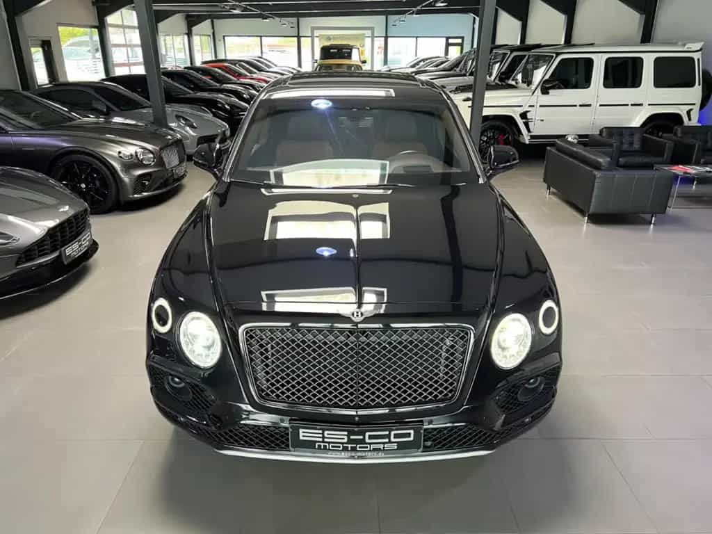 Bentley Bentayga 4.0 V8 DIESEL BLACK MULLINER 2xDVD-TV 02/2018-photo-23