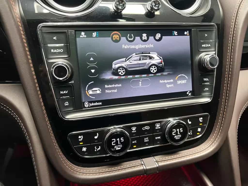 Bentley Bentayga 4.0 V8 DIESEL BLACK MULLINER 2xDVD-TV 02/2018-photo-9