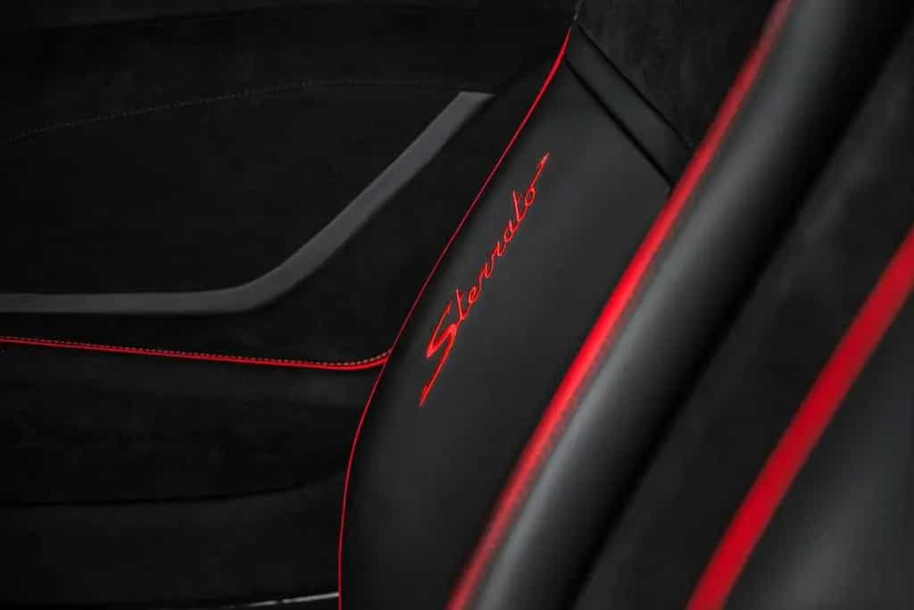 Lamborghini Huracán Sterrato SENSONUM/SPORTSEAT/LED/1of1499/ null-photo-9