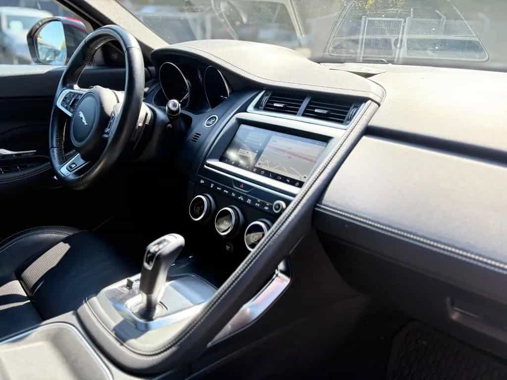 Jaguar E-Pace R-DYNAMIC S AWD*BLACK-PACK*MATRIX-LED* 02/2019-photo-15