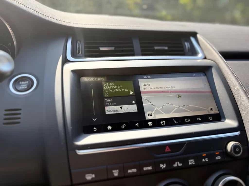 Jaguar E-Pace R-DYNAMIC S AWD*BLACK-PACK*MATRIX-LED* 02/2019-photo-22