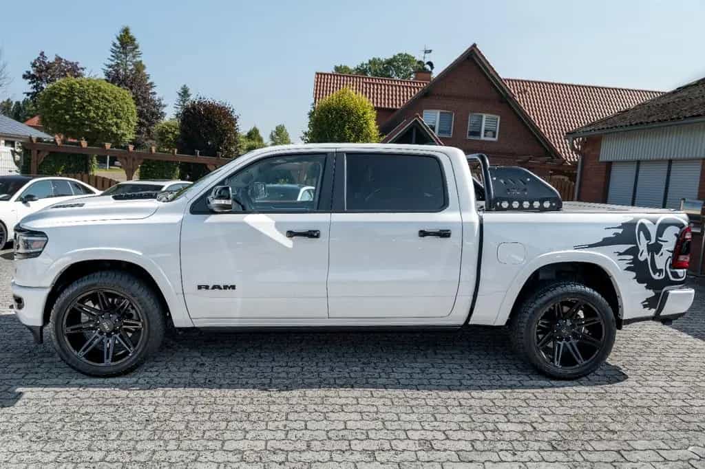 Dodge RAM 1500 5.7 4X4/Big Horn/LPG/Navi/Full-Led/H&K 11/2019-photo-3