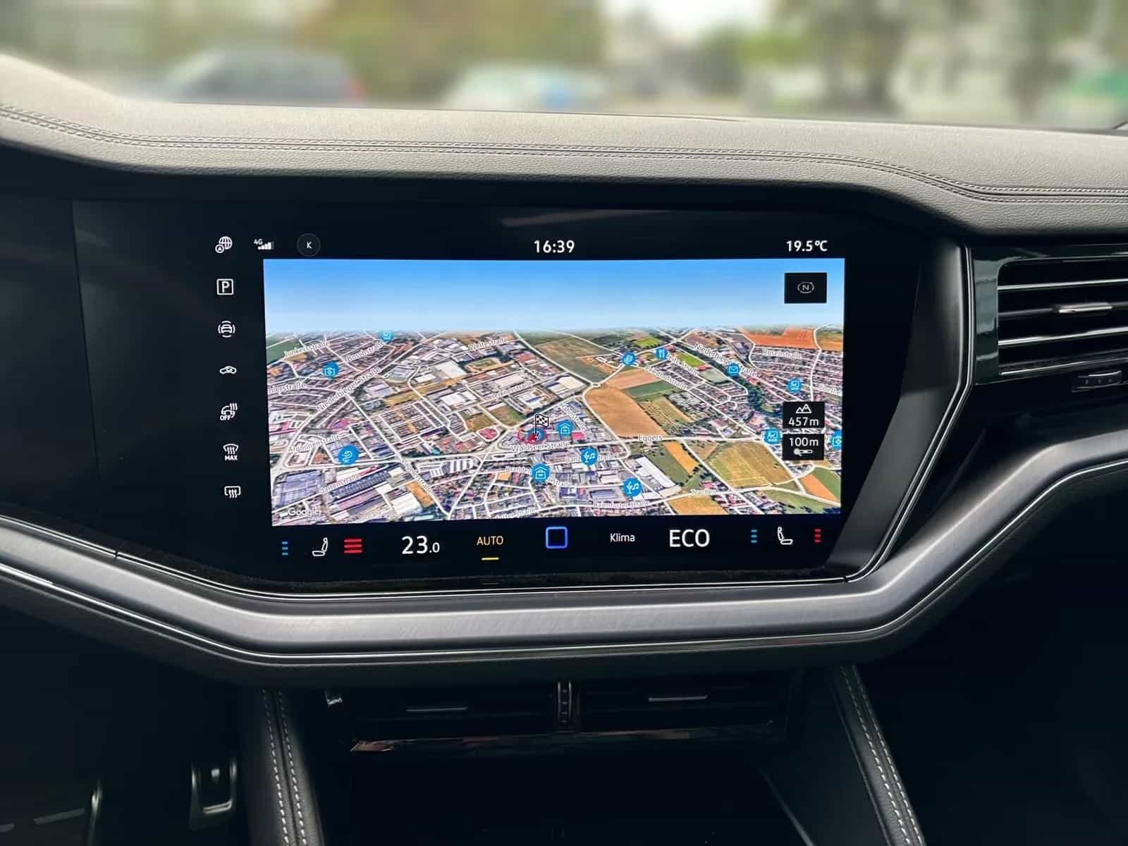 Volkswagen Touareg 09/2024-photo-12