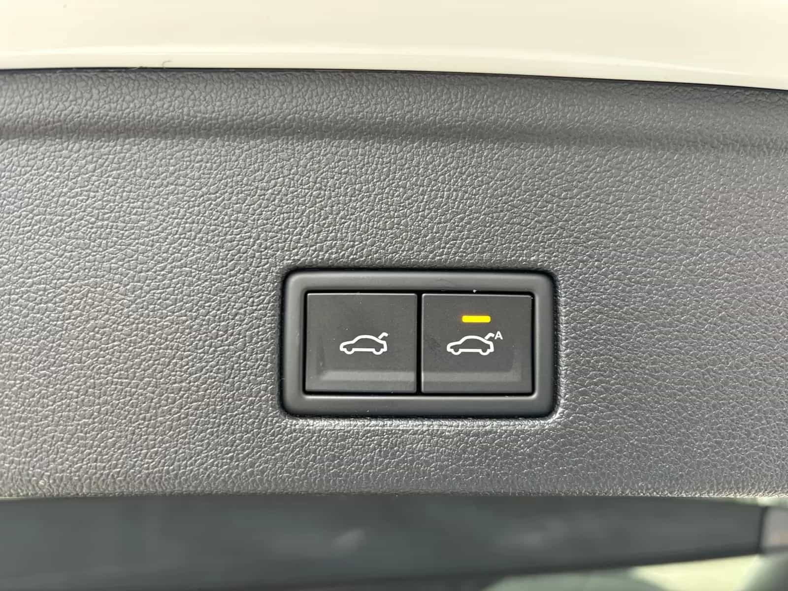 Volkswagen Touareg 09/2024-photo-21