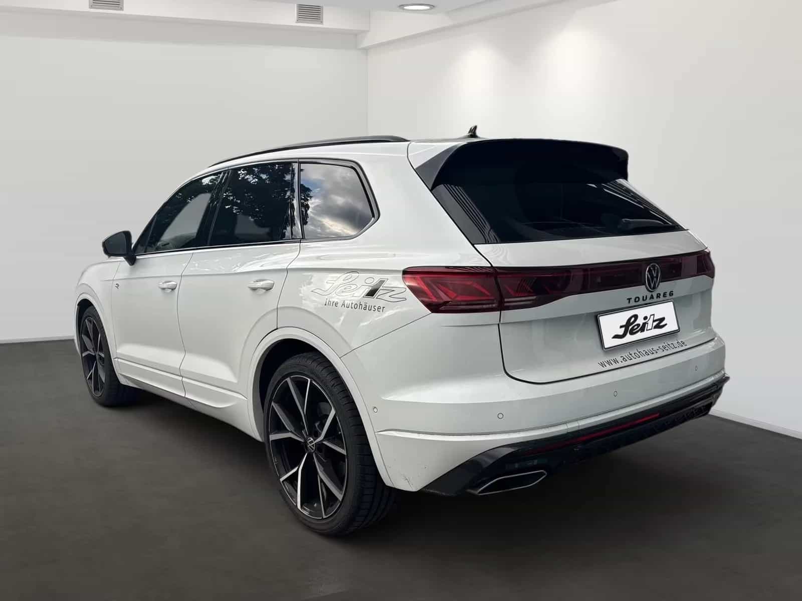 Volkswagen Touareg 09/2024-photo-4