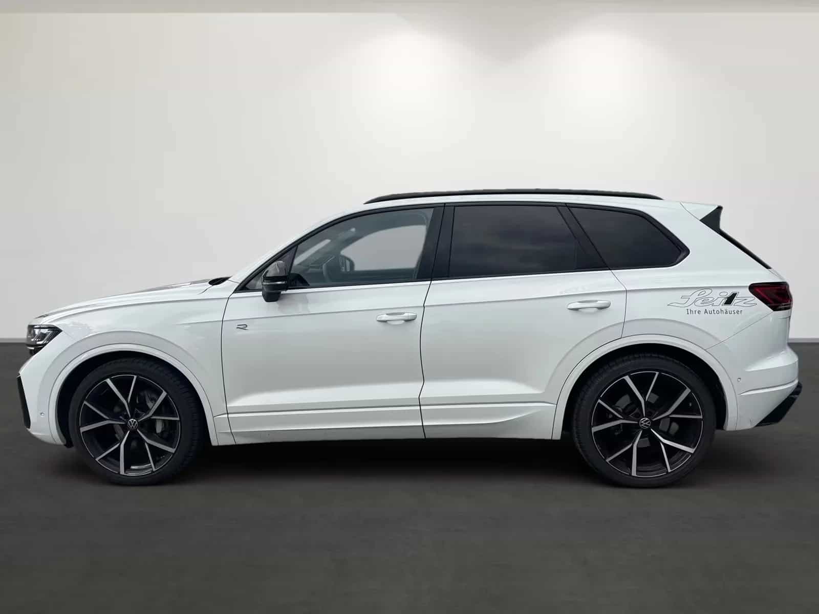 Volkswagen Touareg 09/2024-photo-6
