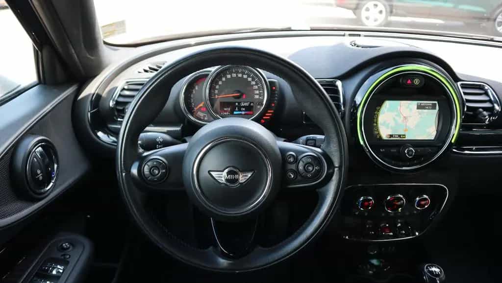 MINI Cooper Clubman 1,5-Xenon-Navi-Teilleder-GRA-BT 11/2015-photo-8