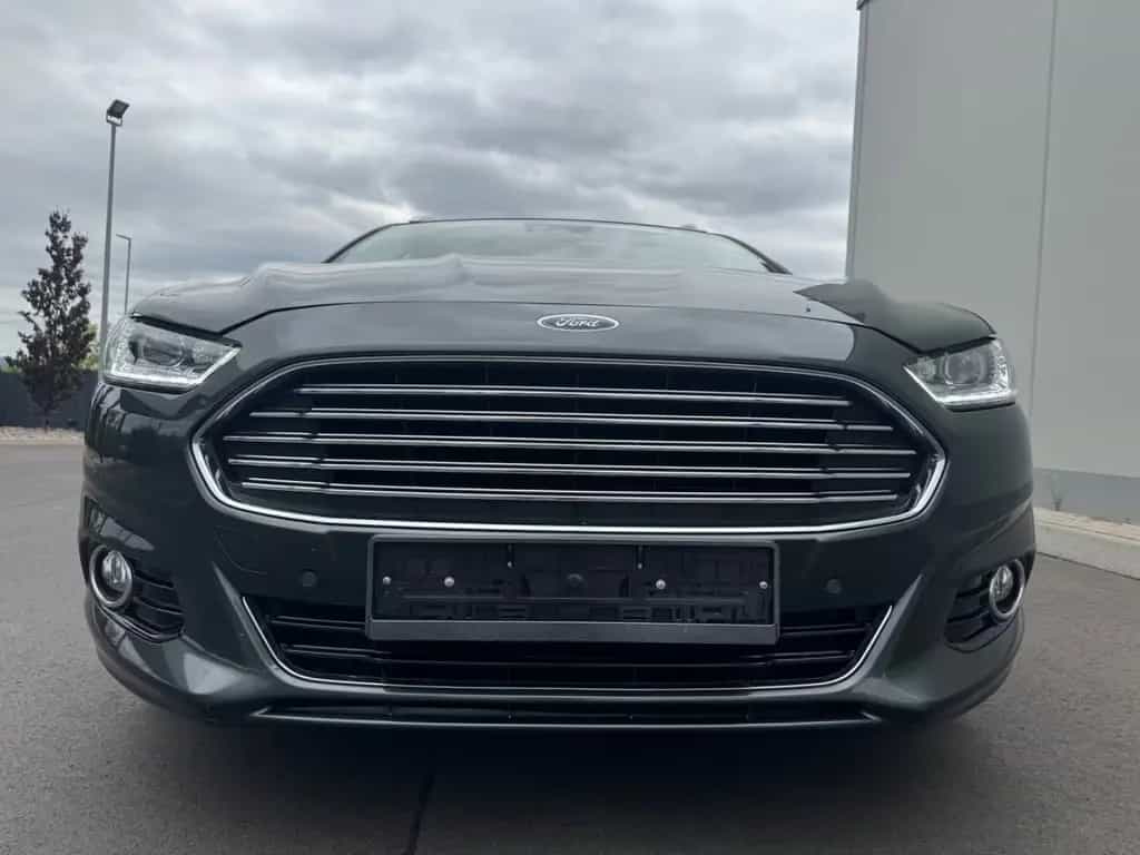 Ford Mondeo Titanium Navi*LED*Leder*AHK*PanoDach 02/2016-photo-4