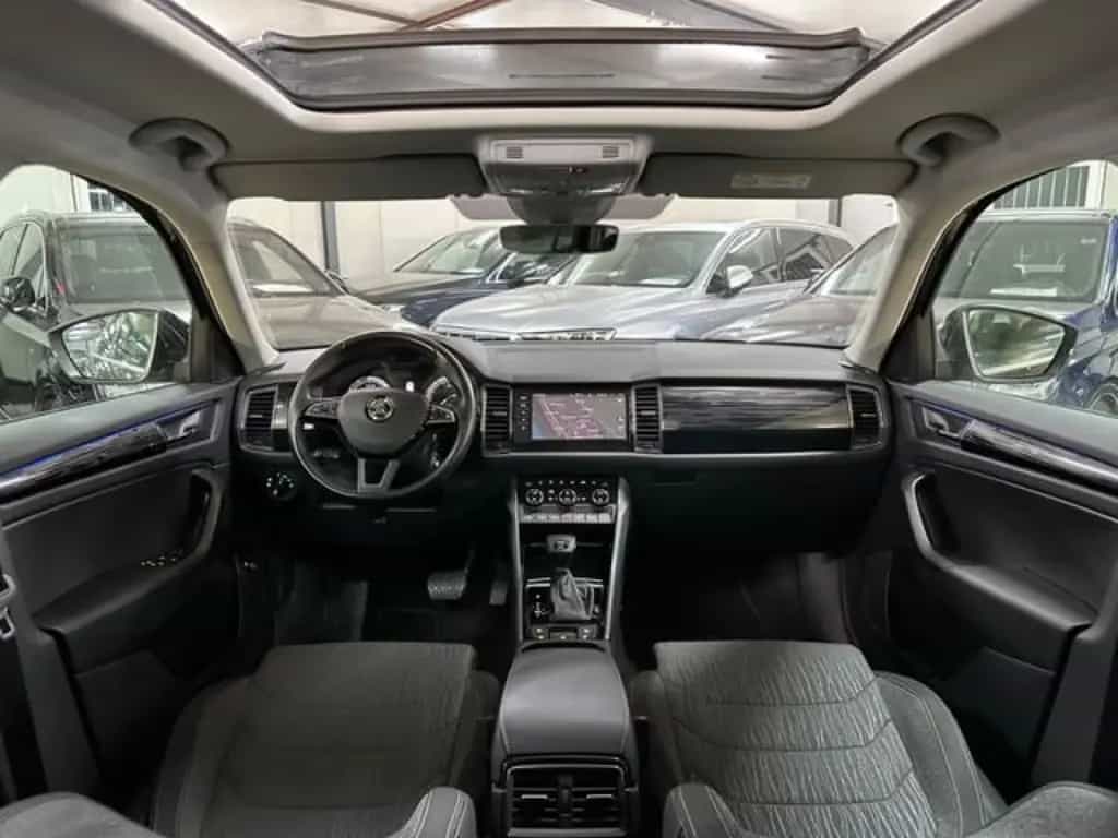 Skoda Kodiaq Style 4x4 GREENTEC*FMLY*PANO*CPLY*AHK*360 06/2018-photo-12
