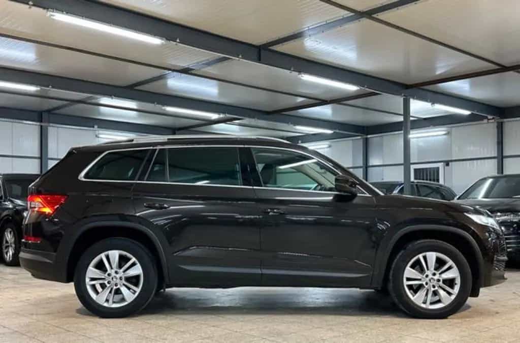 Skoda Kodiaq Style 4x4 GREENTEC*FMLY*PANO*CPLY*AHK*360 06/2018-photo-23