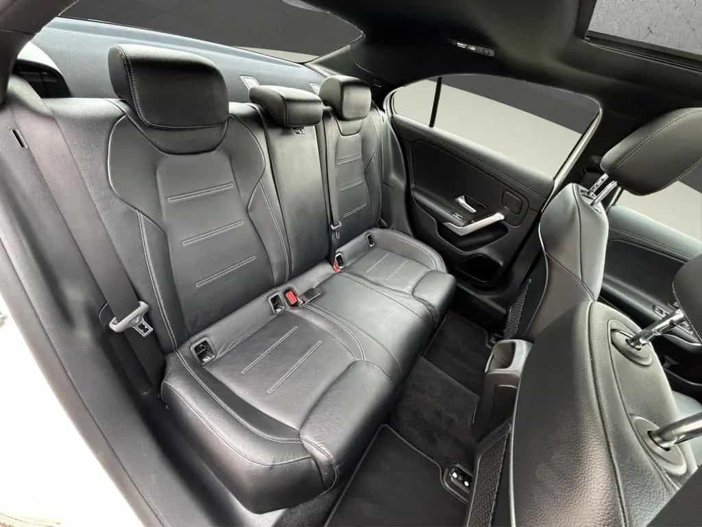 Mercedes-Benz A 200 AMG Line DCT LED Wide Pano RFK Ambiente 08/2019-photo-12