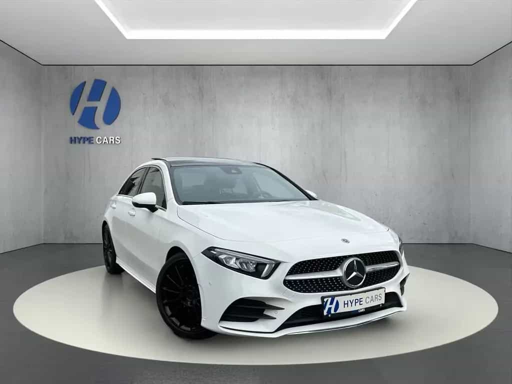 Mercedes-Benz A 200 AMG Line DCT LED Wide Pano RFK Ambiente 08/2019-photo-2